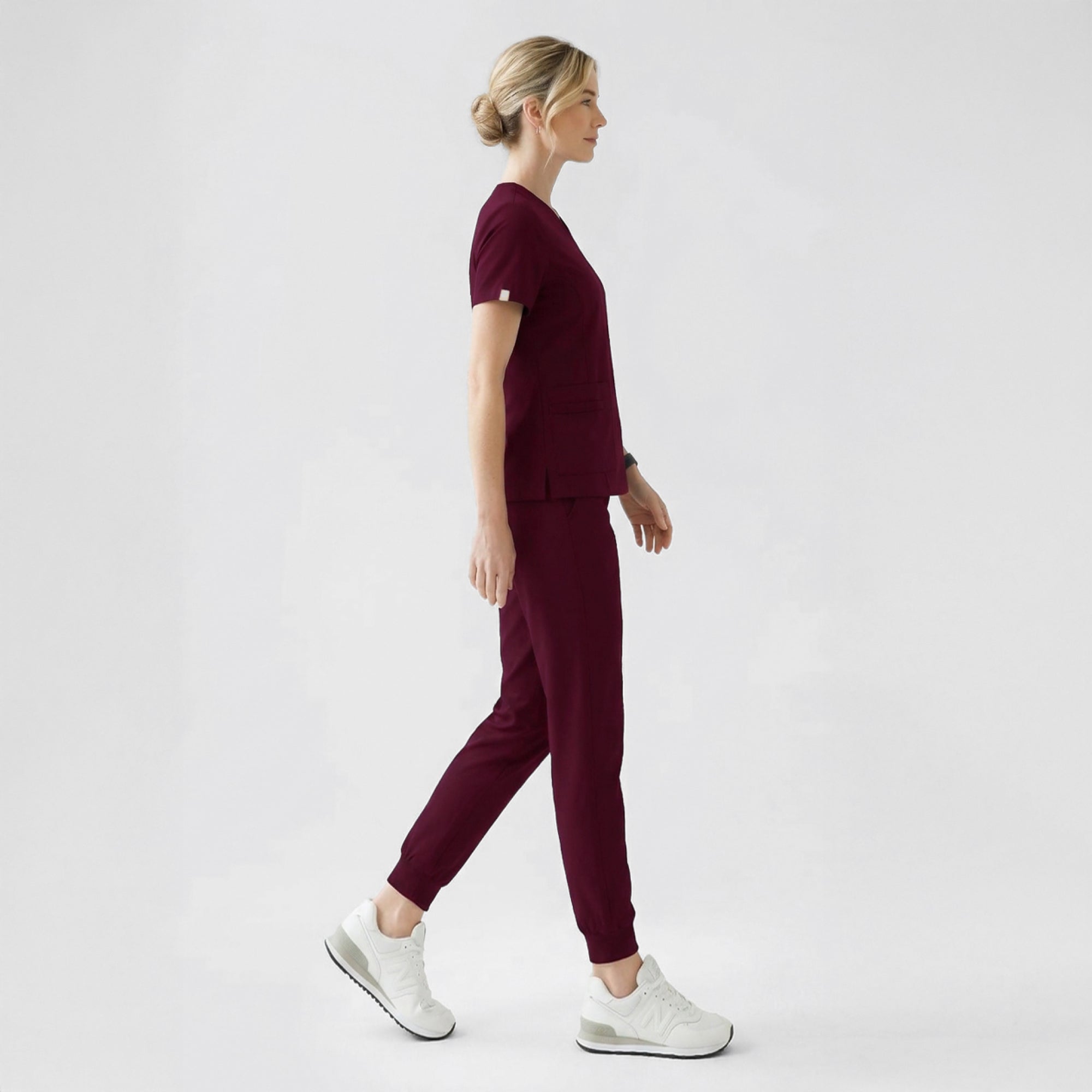 Zenir | Women's VersaPocket Scrub Top - Burgundy