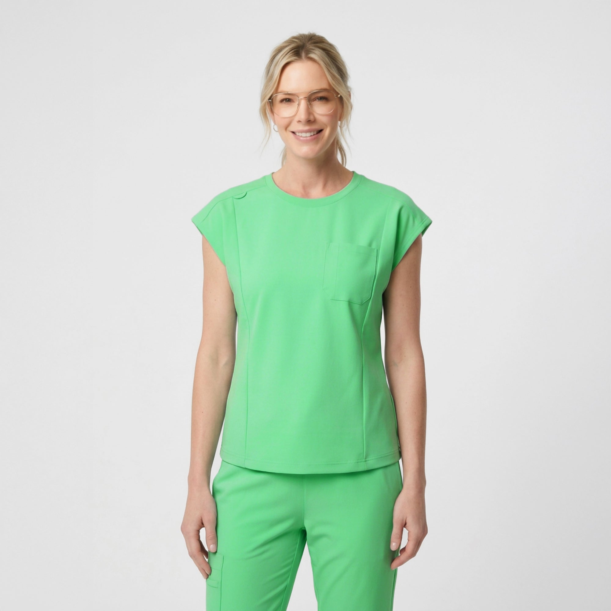 Zenir | Women's Soft Stretch Crewneck Scrub Top - Pistachio Green