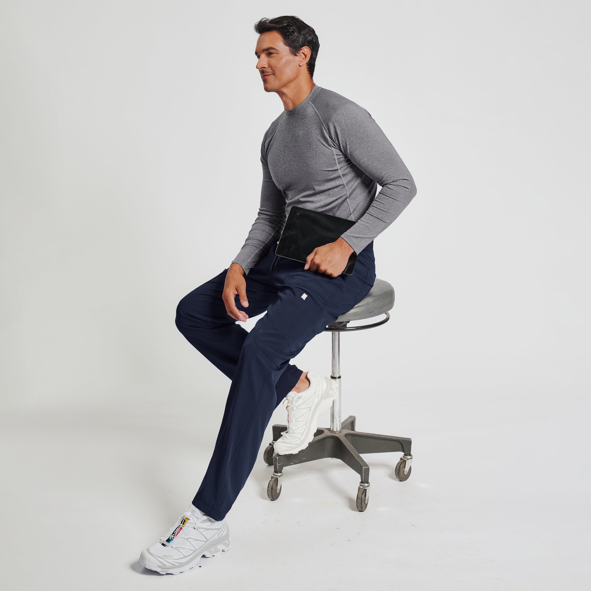 Zenir | Men's Essential 8-Pocket Straight Scrub Pants - Navy