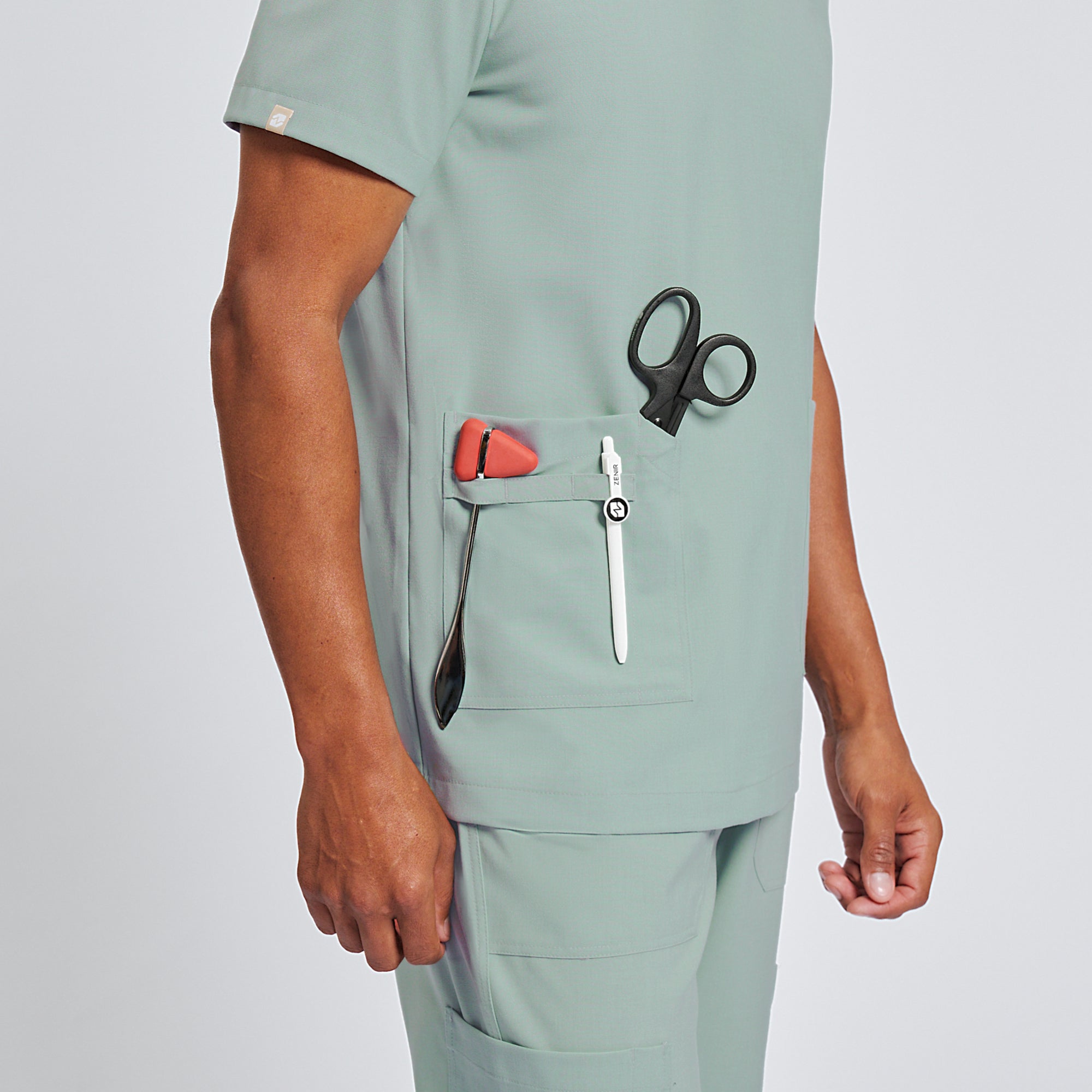 Zenir | Men's VersaPocket Scrub Top - Sage Green
