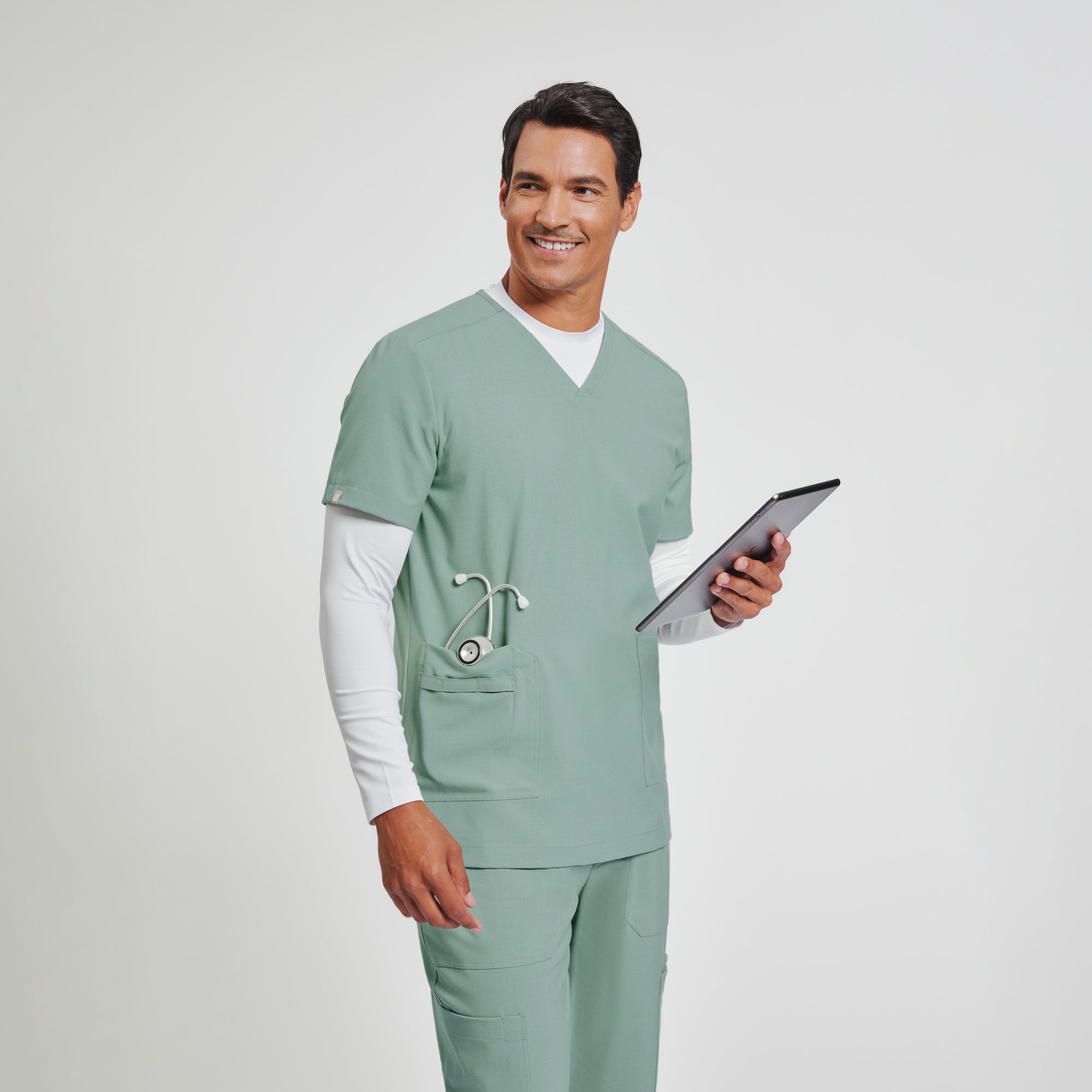 Zenir | Men's Essential Underscrub Top - White