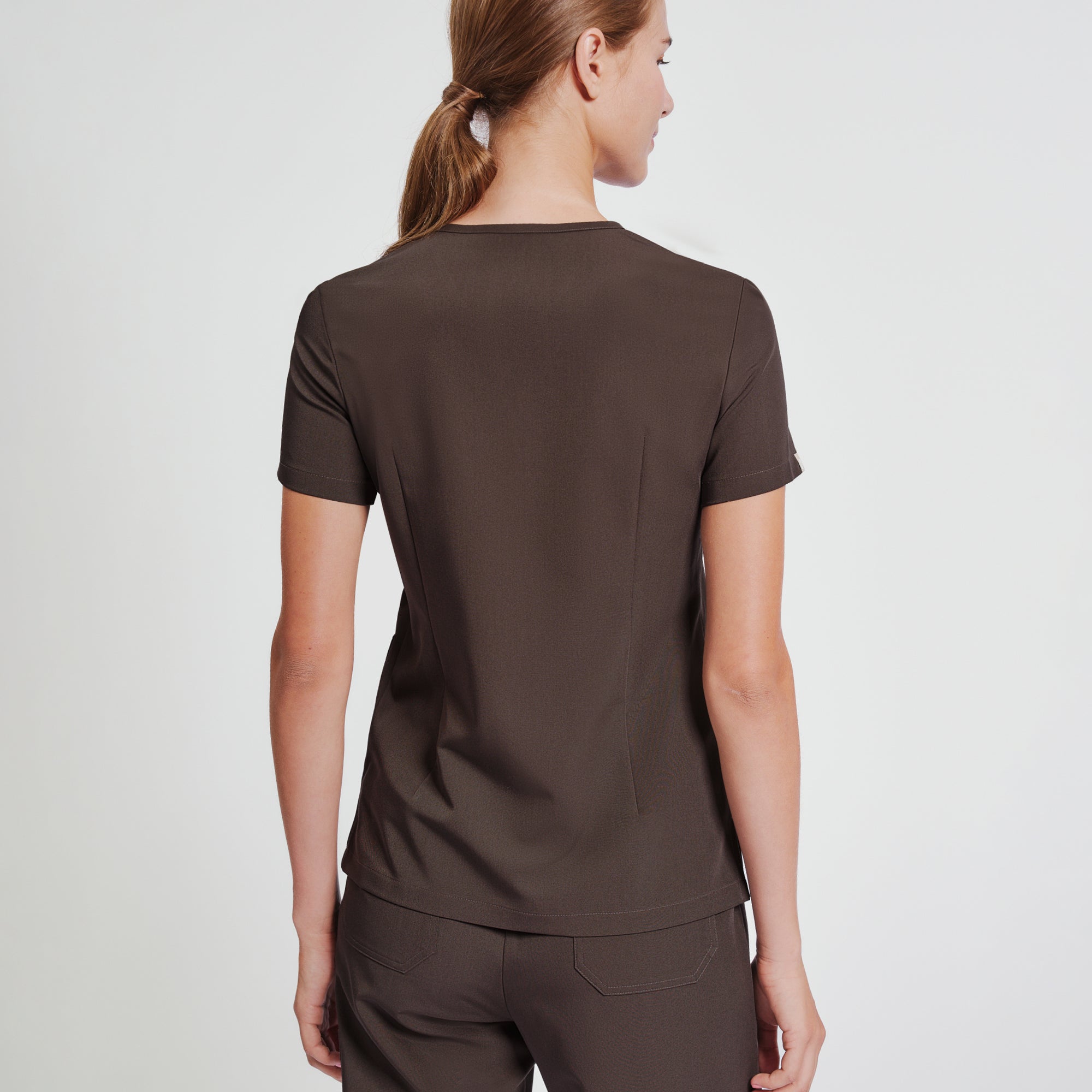 Zenir | Women's VersaPocket Scrub Top - Brown