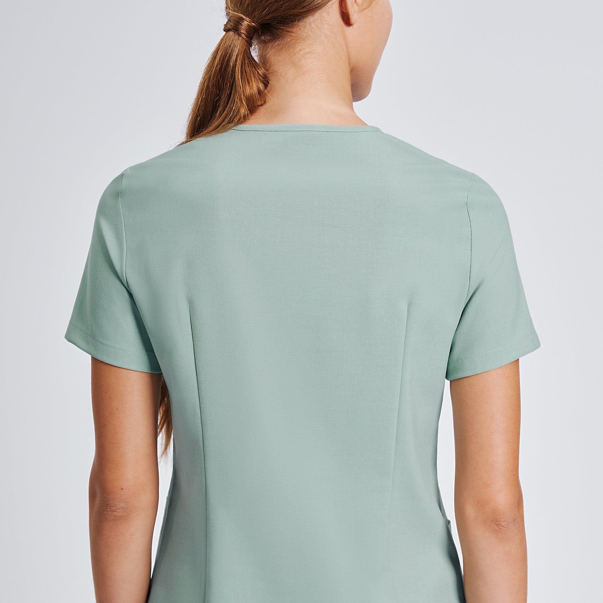 Zenir | Women's VersaPocket Scrub Top - Sage Green