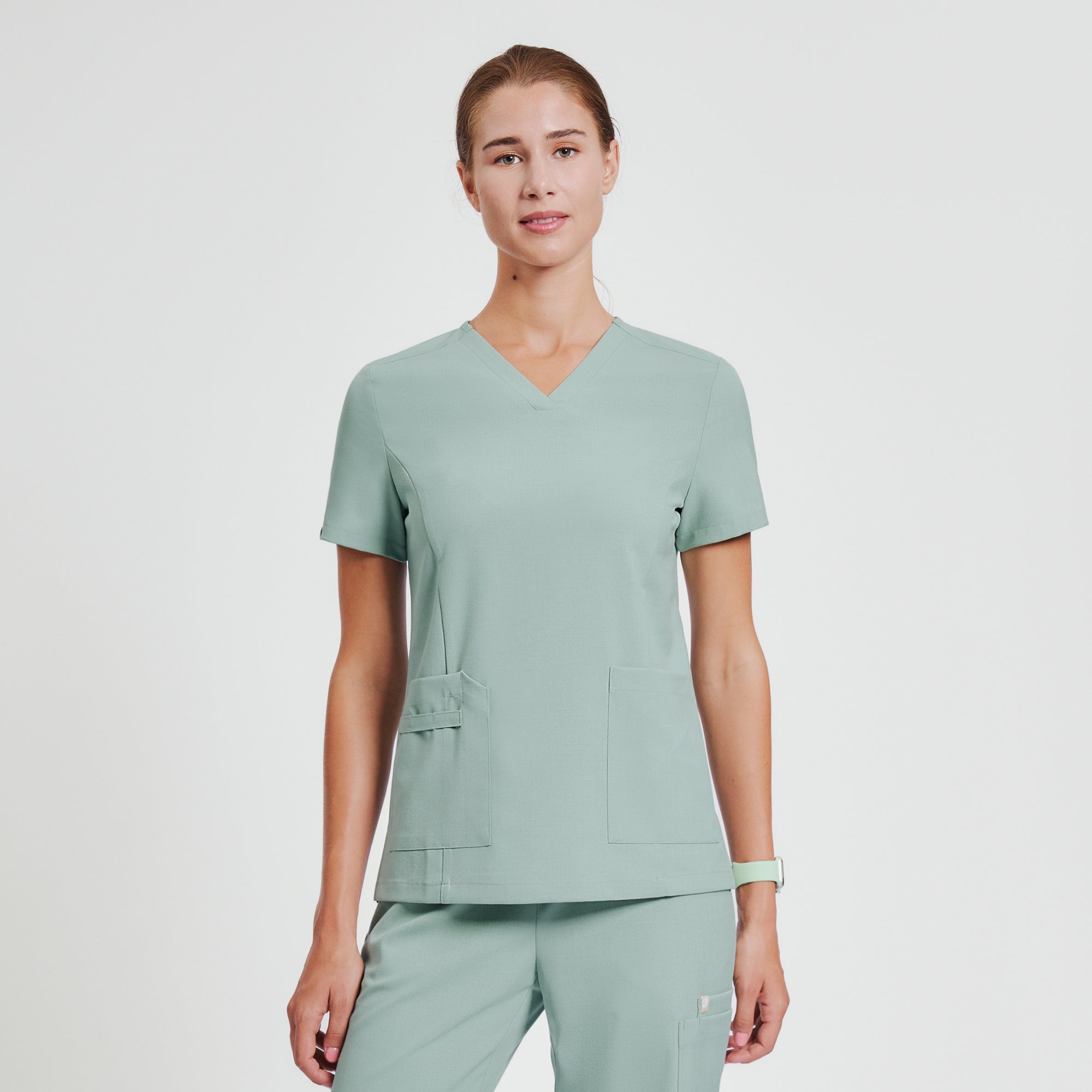 Zenir | Women's VersaPocket Scrub Top - Sage Green