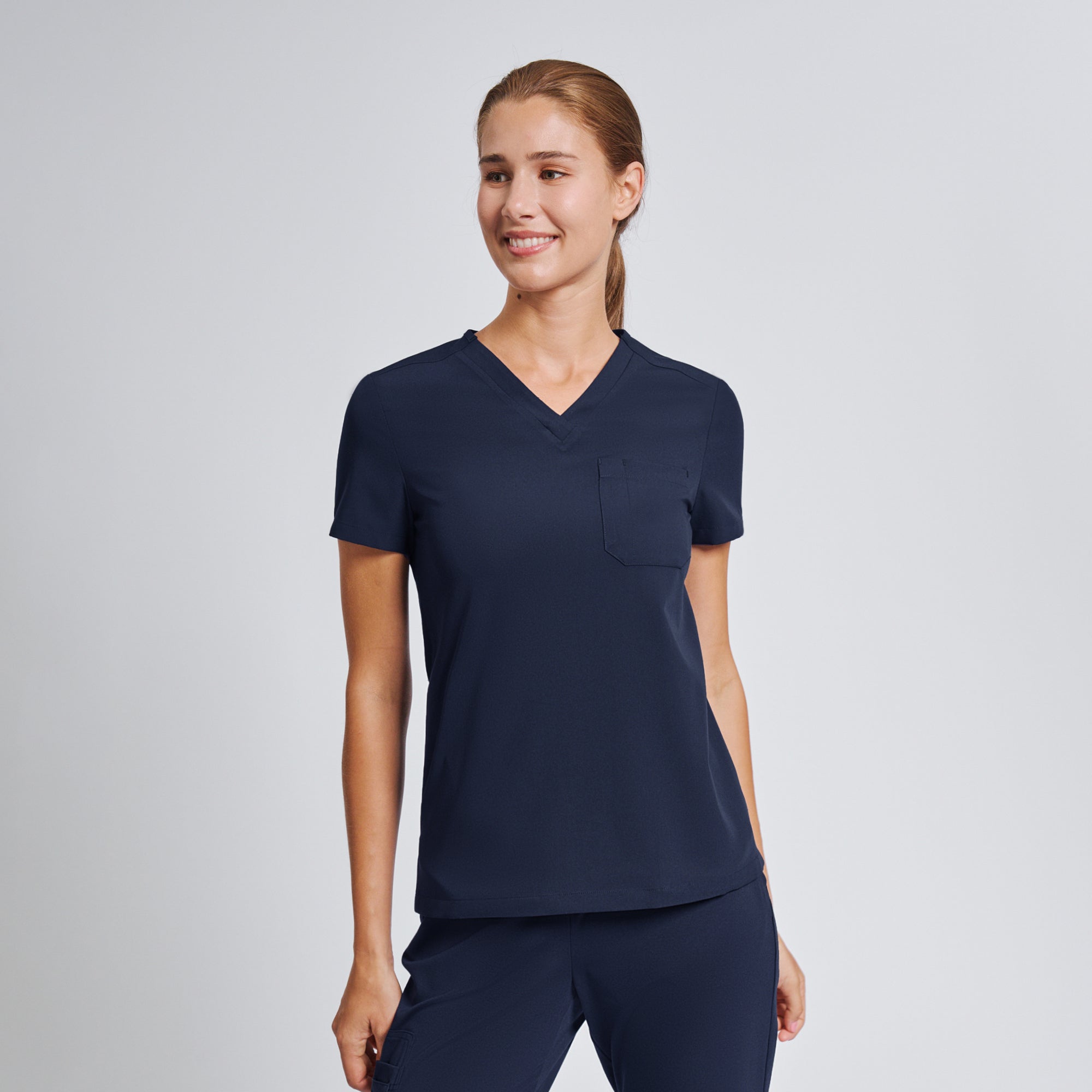 Zenir | Women's Core 3 Pocket Scrub Top - Navy