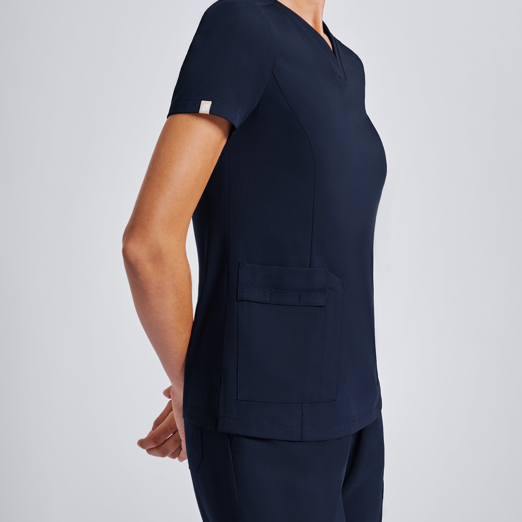 Zenir | Women's VersaPocket Scrub Top - Navy