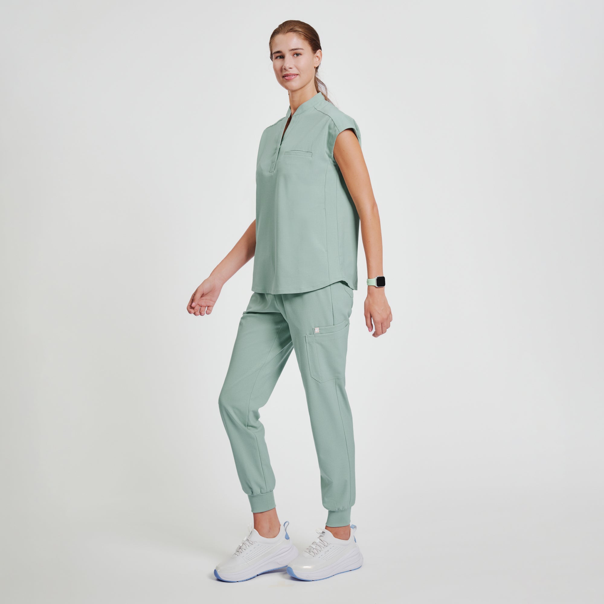 Zenir | Women's Easy-Fit Jogger Scrub Pants - Sage Green