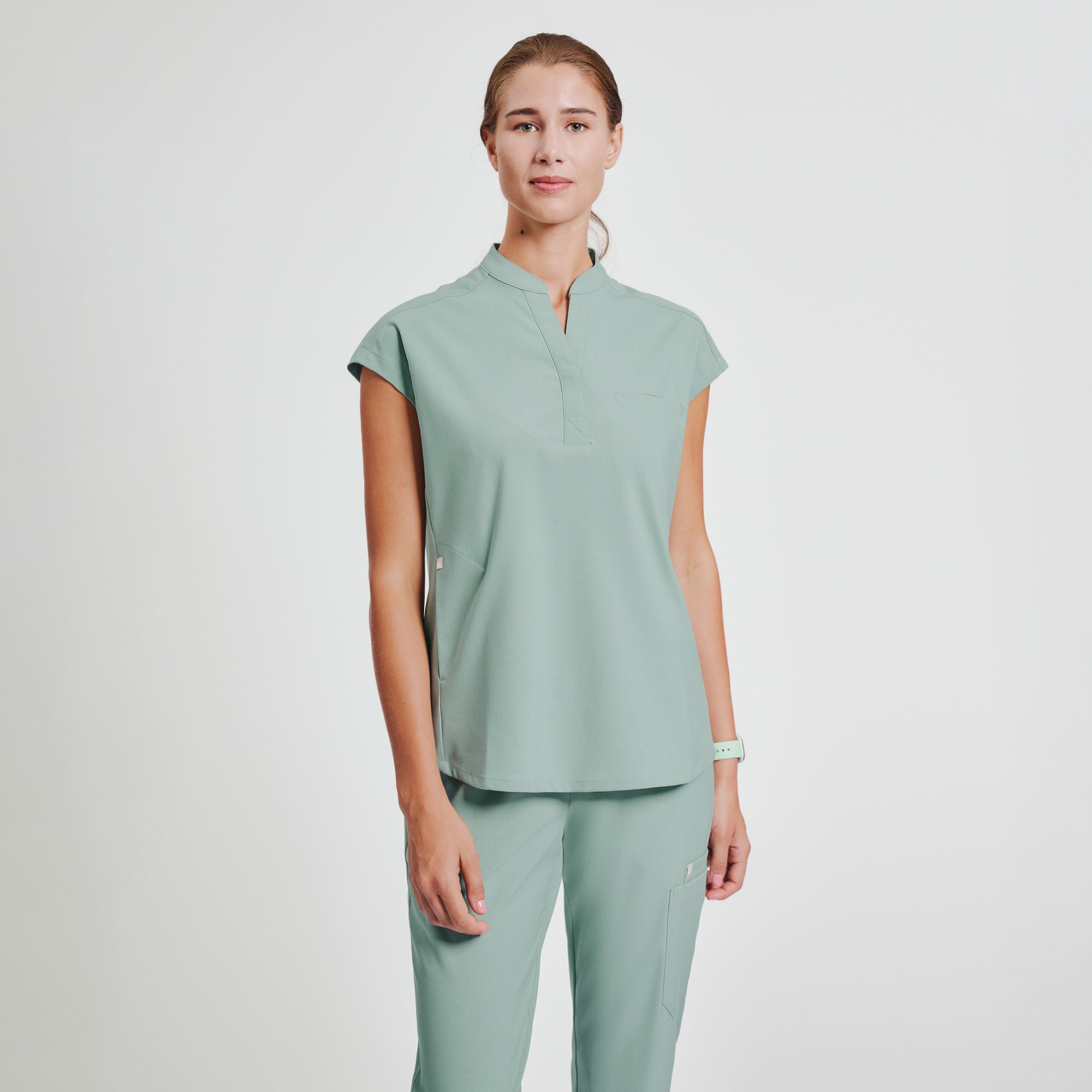 Zenir | Women's Easy-Fit Jogger Scrub Pants - Sage Green