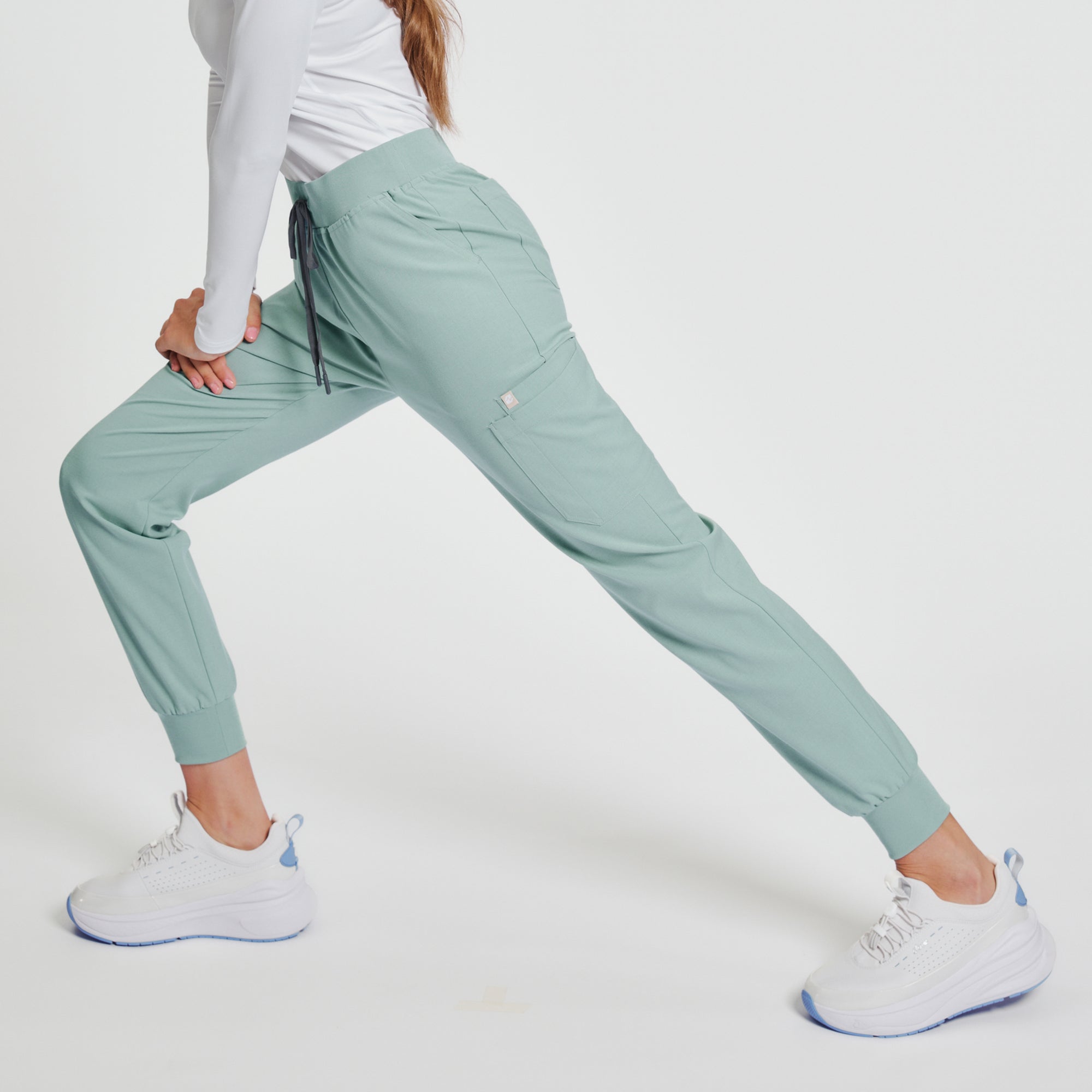 Zenir | Women's Easy-Fit Jogger Scrub Pants - Sage Green
