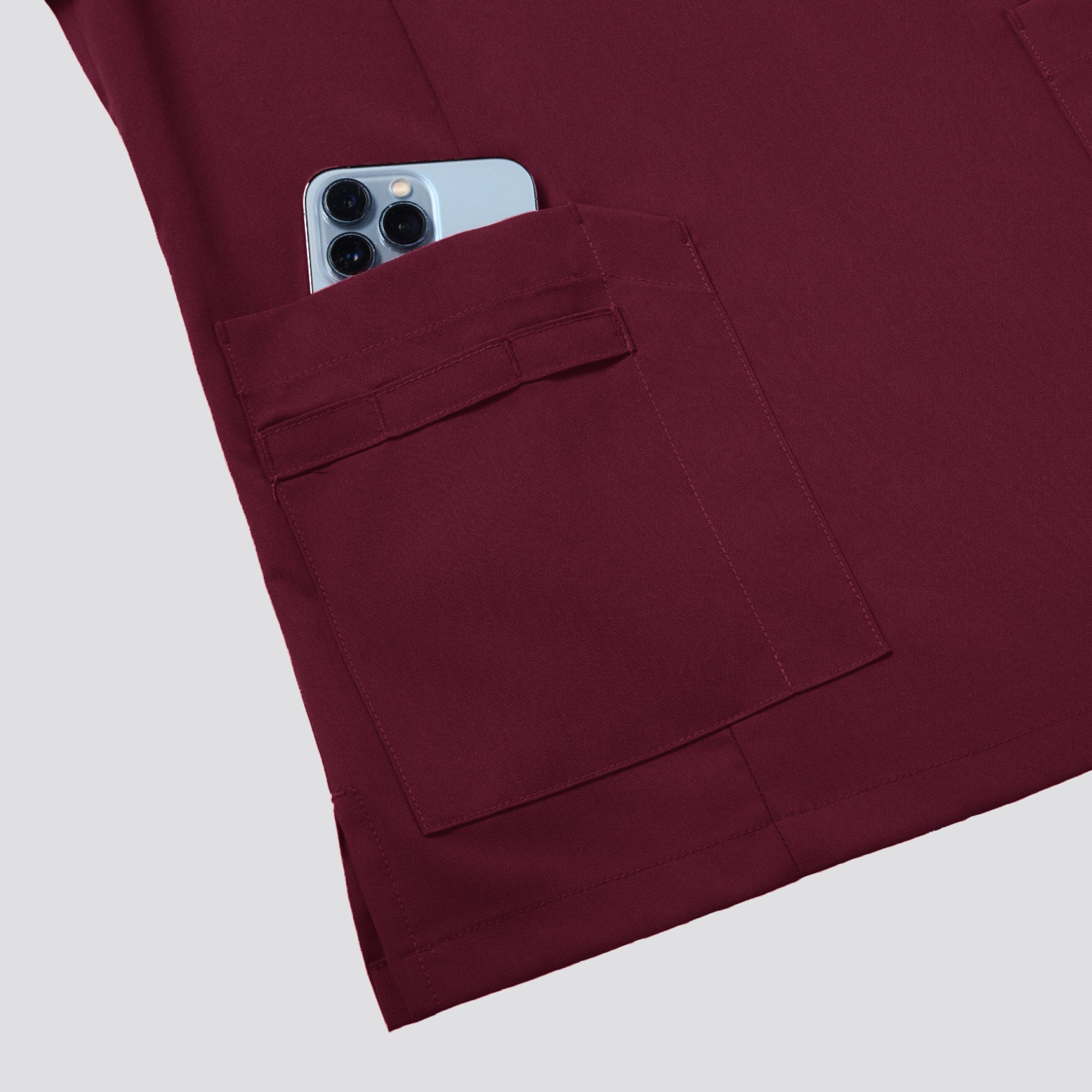 Zenir | Women's VersaPocket Scrub Top - Burgundy