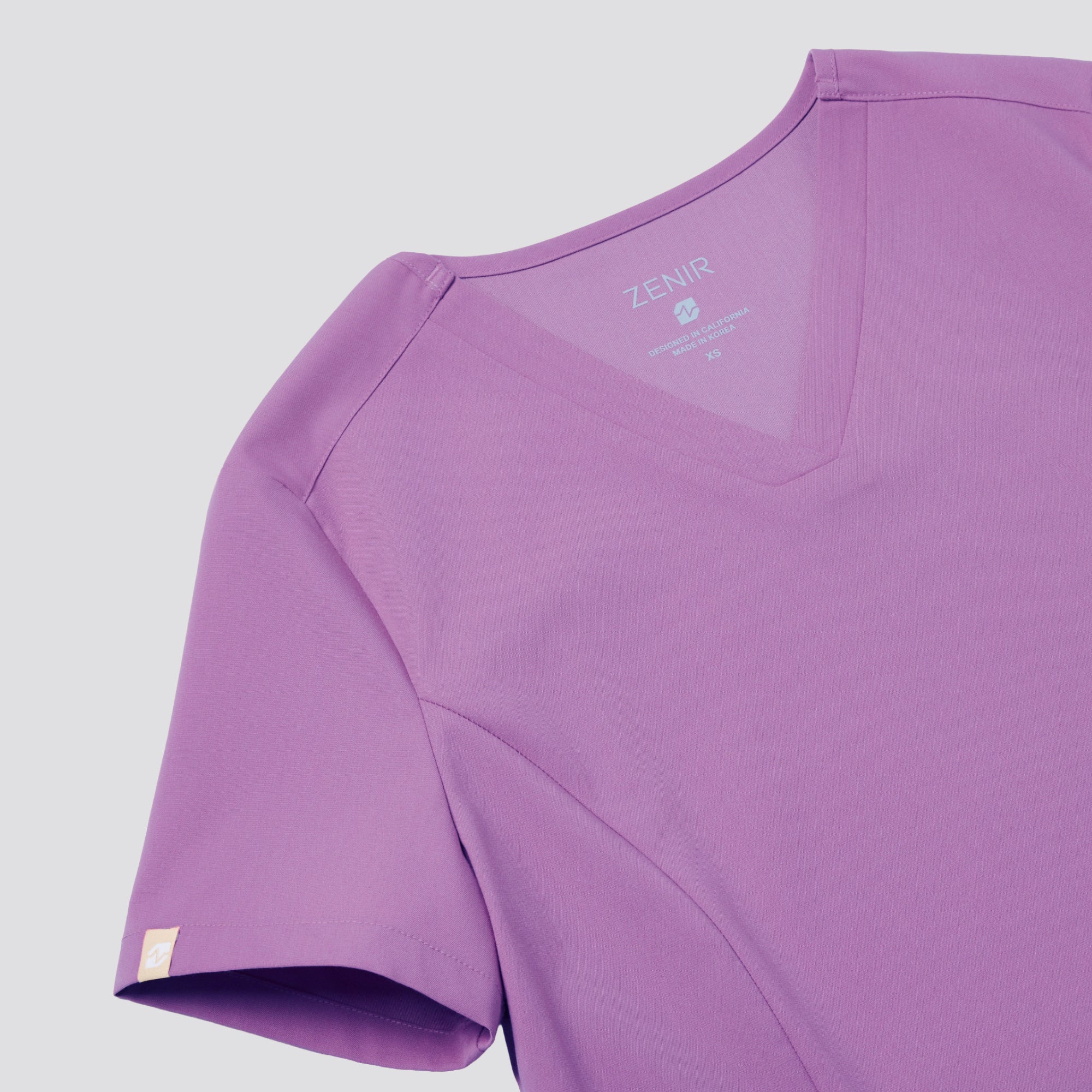 Zenir | Women's VersaPocket Scrub Top - Mauve Pink