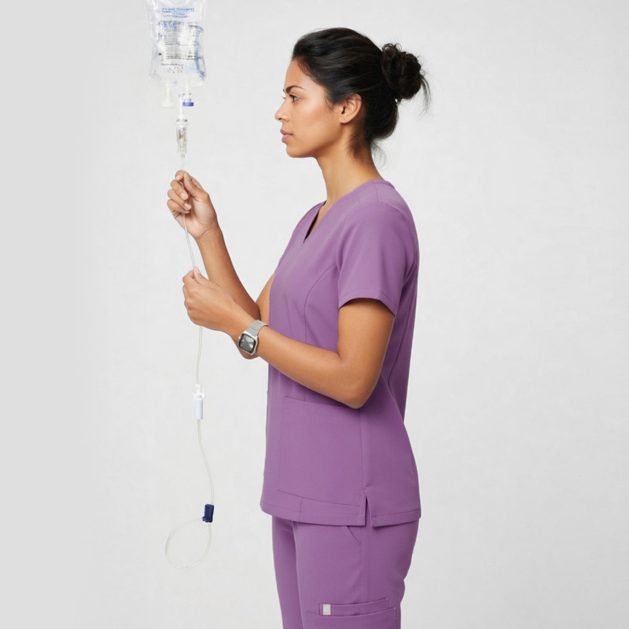 Zenir | Women's VersaPocket Scrub Top - Mauve Pink