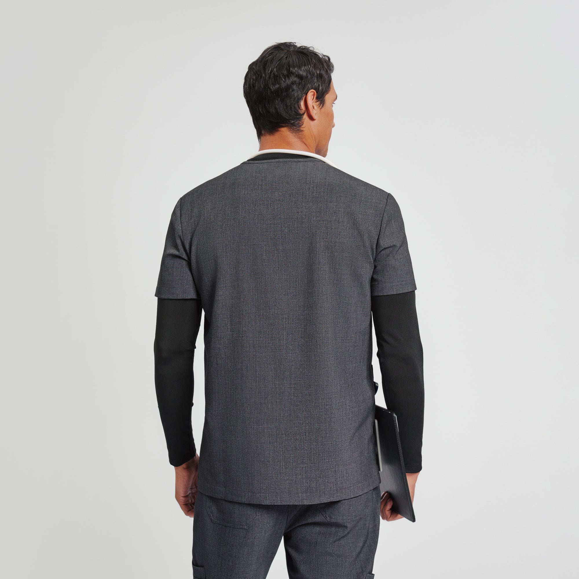 Zenir | Men's VersaPocket Scrub Top - Charcoal Gray