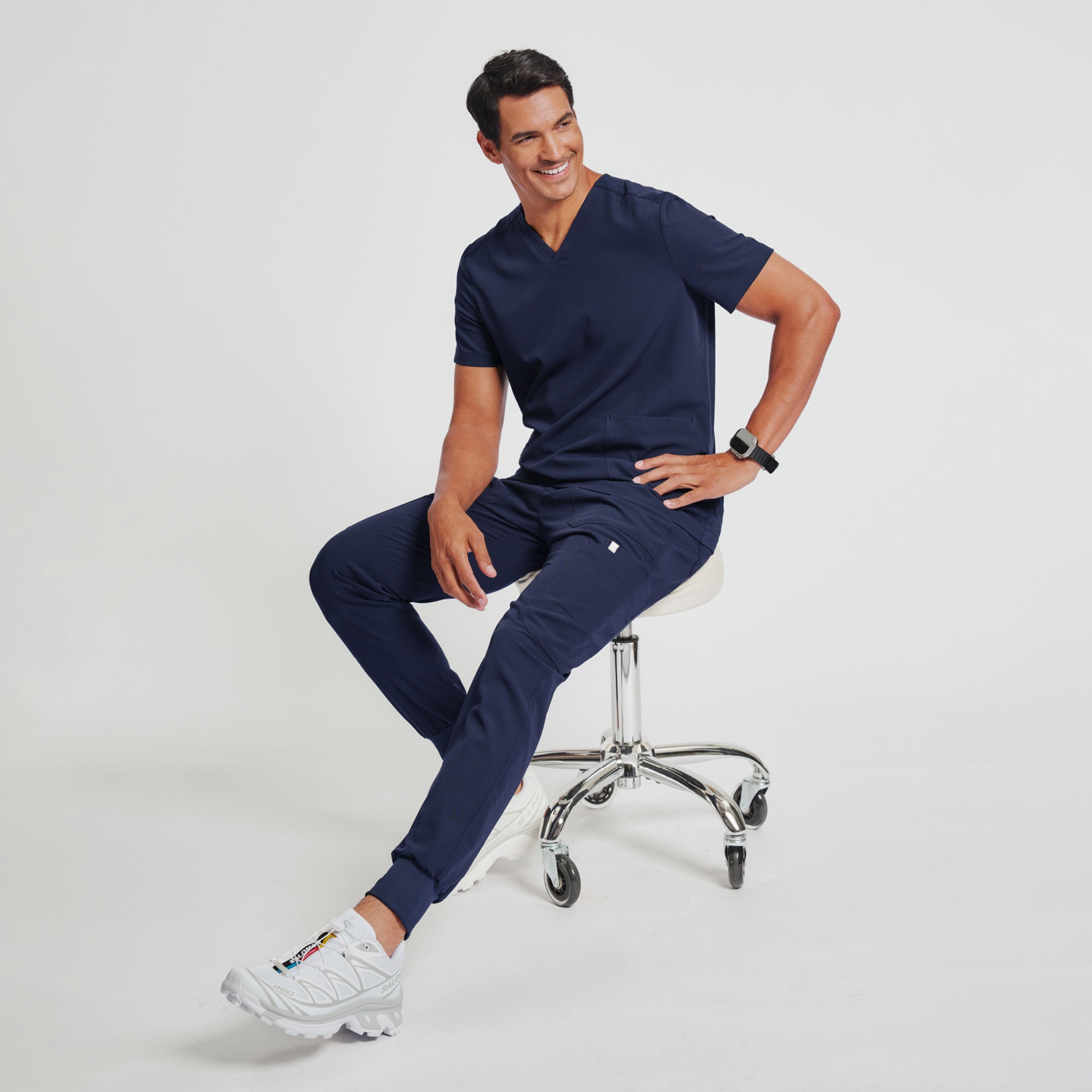 Zenir | Men's Essential 8-Pocket Jogger Scrub Pants - Navy