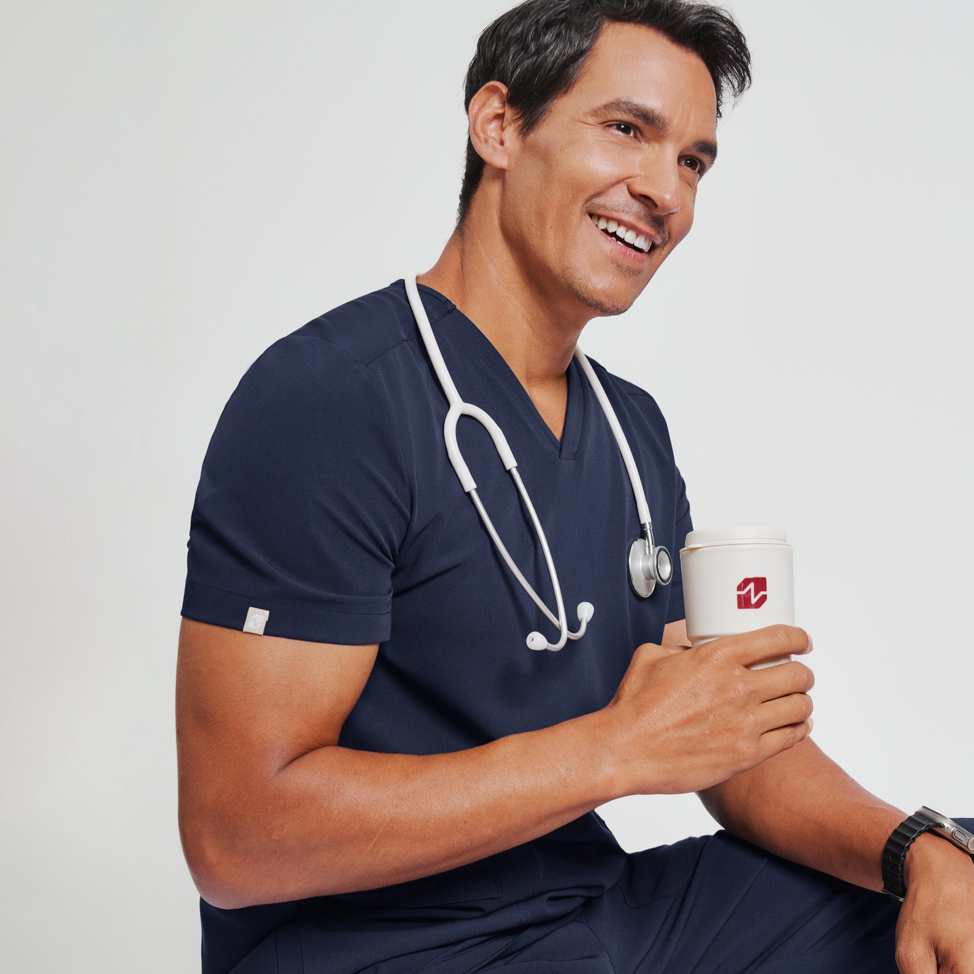 Zenir | Men's VersaPocket Scrub Top - Navy