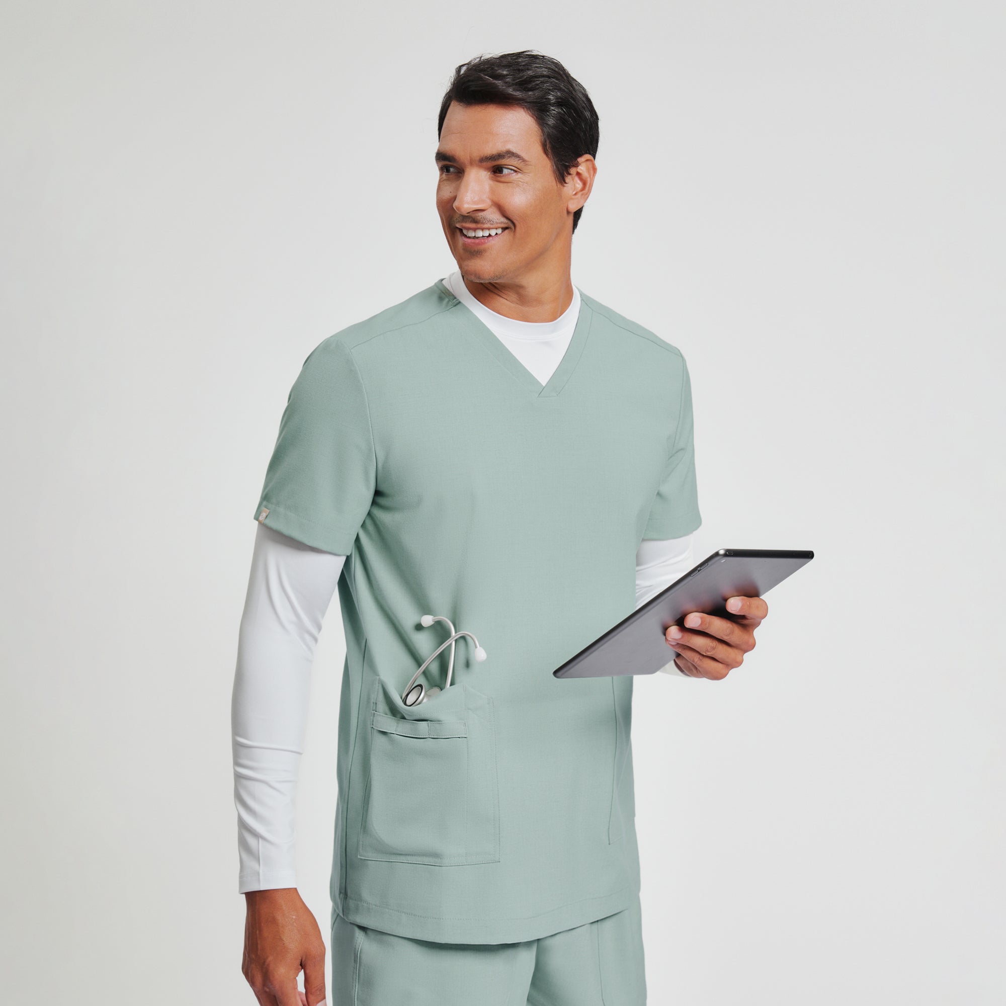 Zenir | Men's Essential 8-Pocket Straight Scrub Pants - Sage Green