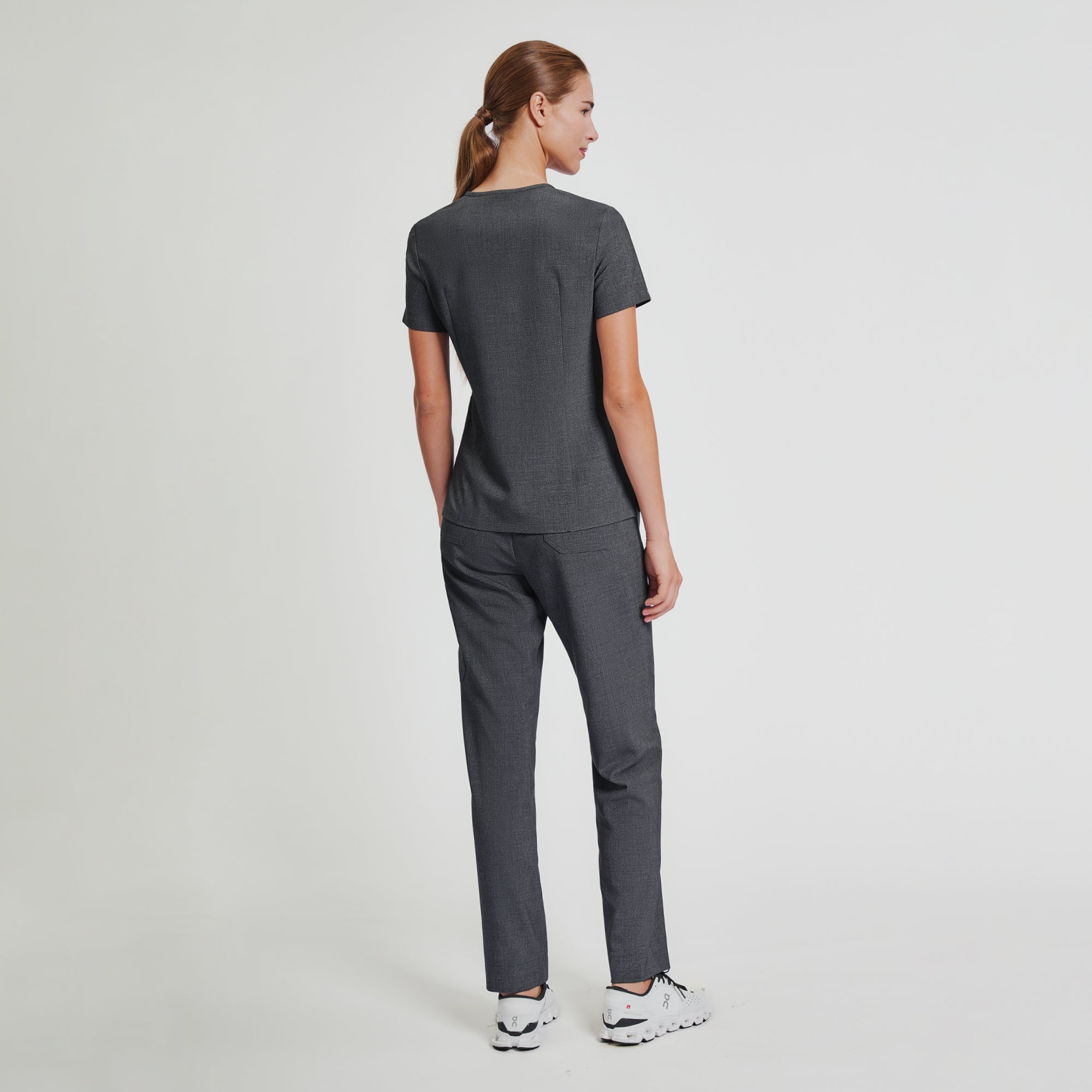 Zenir | Women's VersaPocket Scrub Top - Charcoal Gray