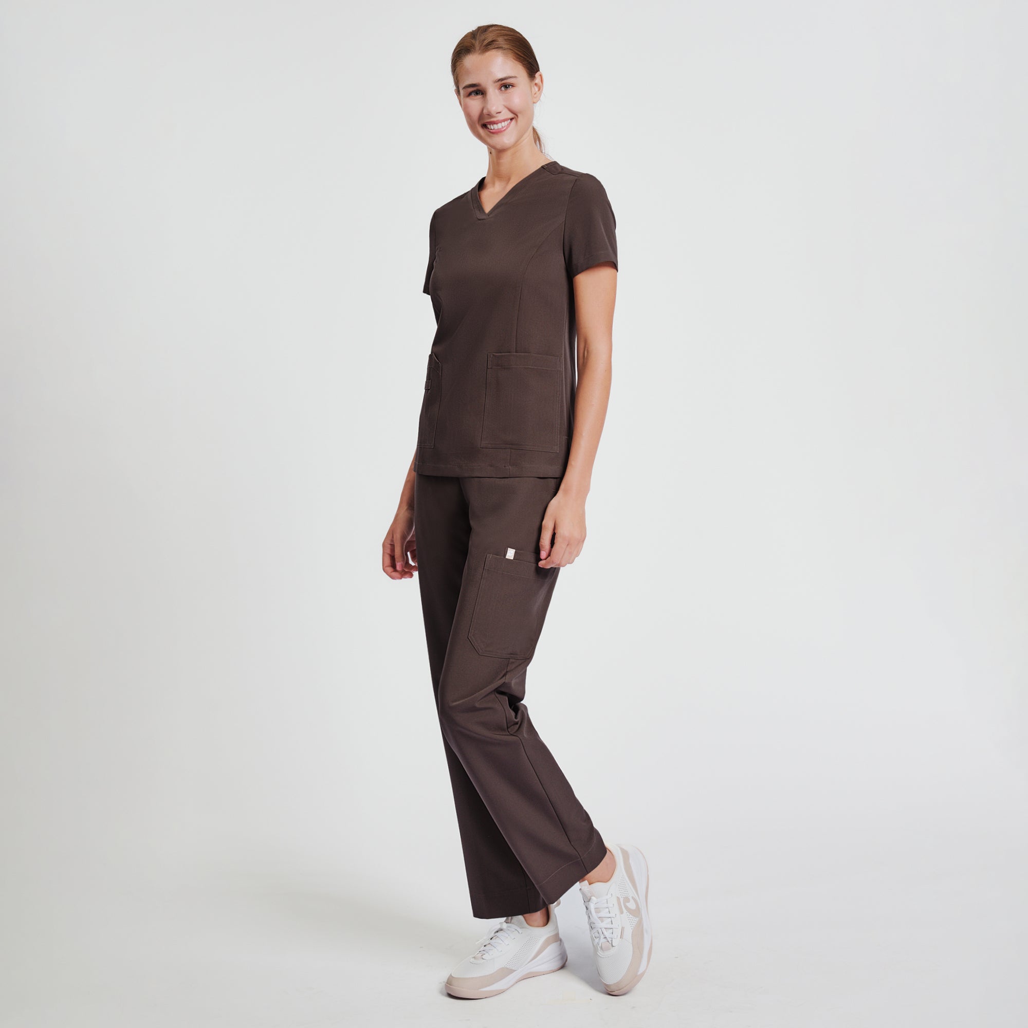 Zenir | Women's Signature Straight Scrub Pants - Brown