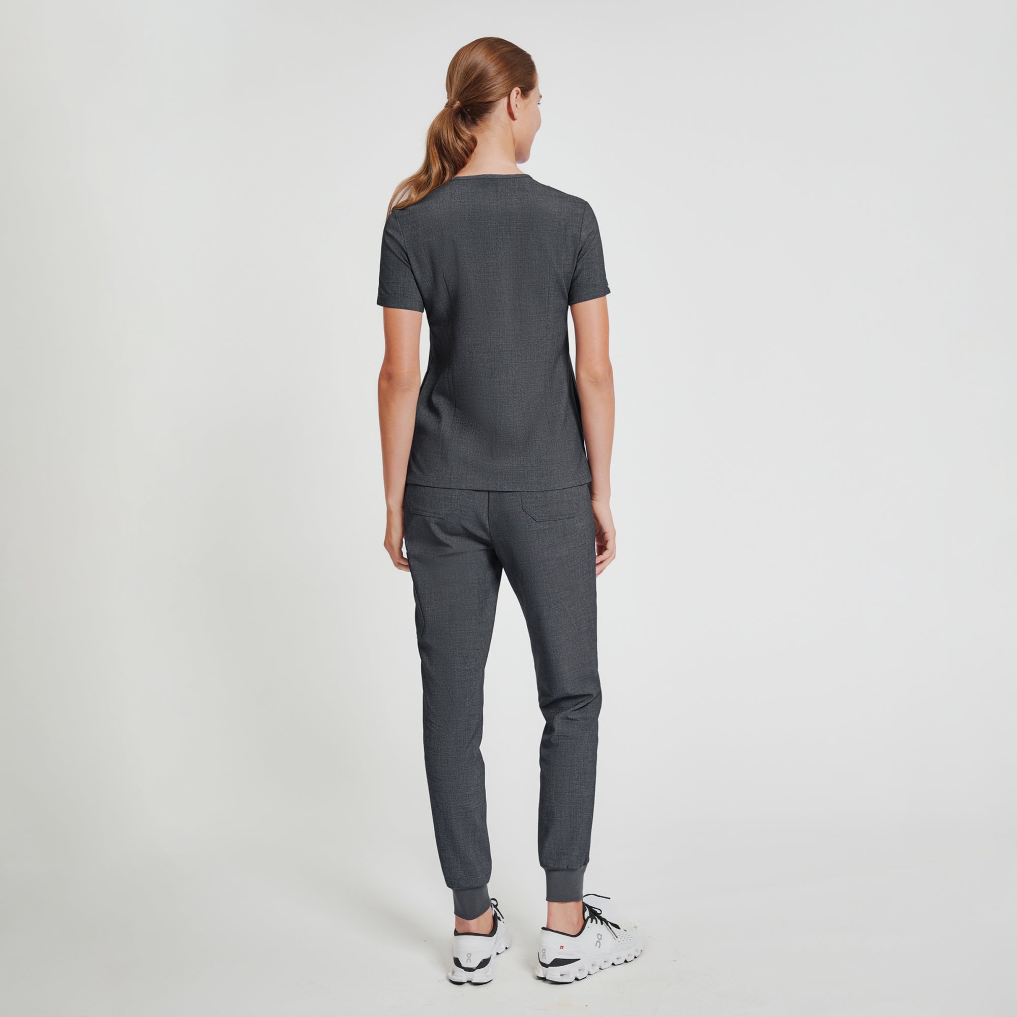 Zenir | Women's Core 3 Pocket Scrub Top - Charcoal Gray