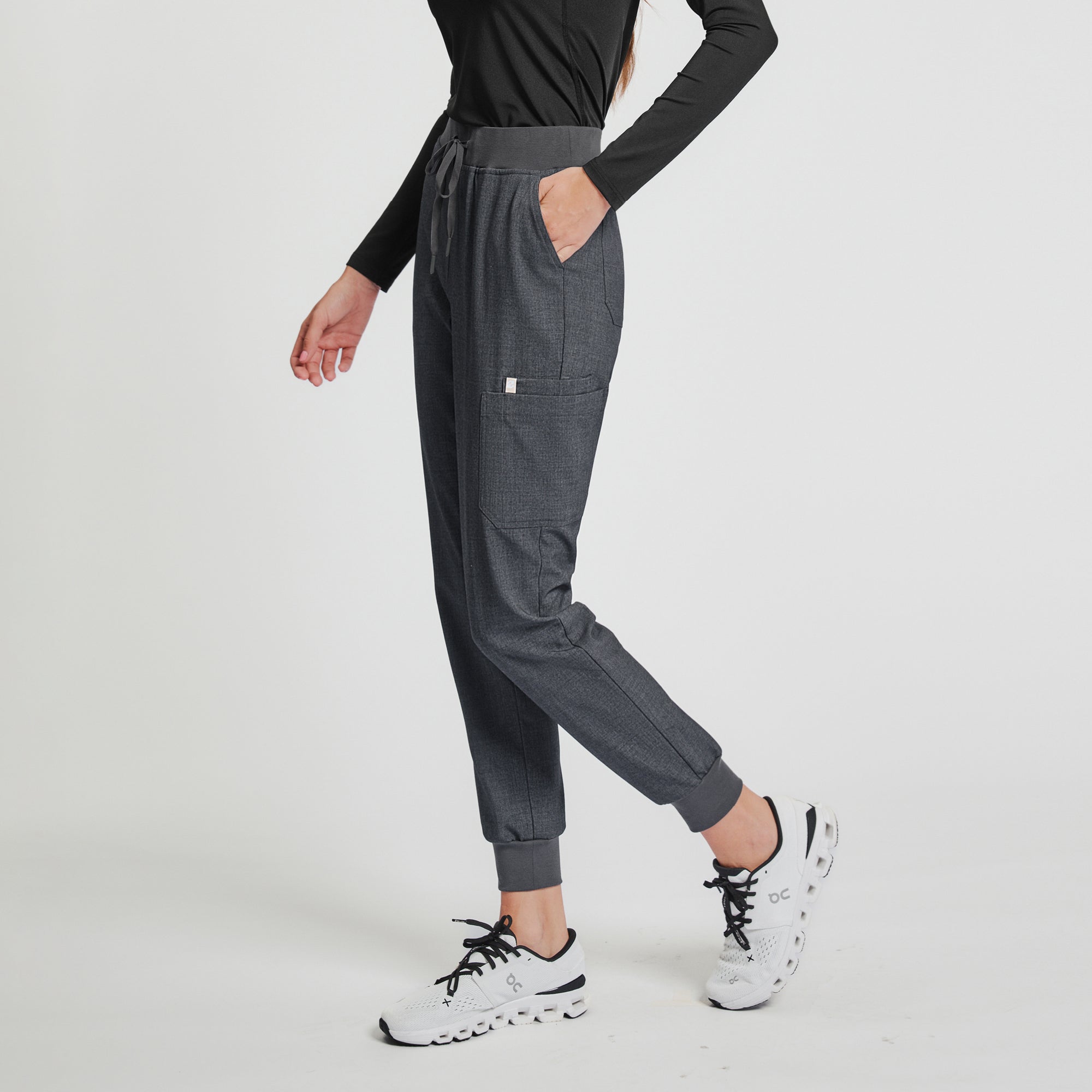 Zenir | Women's Easy-Fit Jogger Scrub Pants - Charcoal Gray