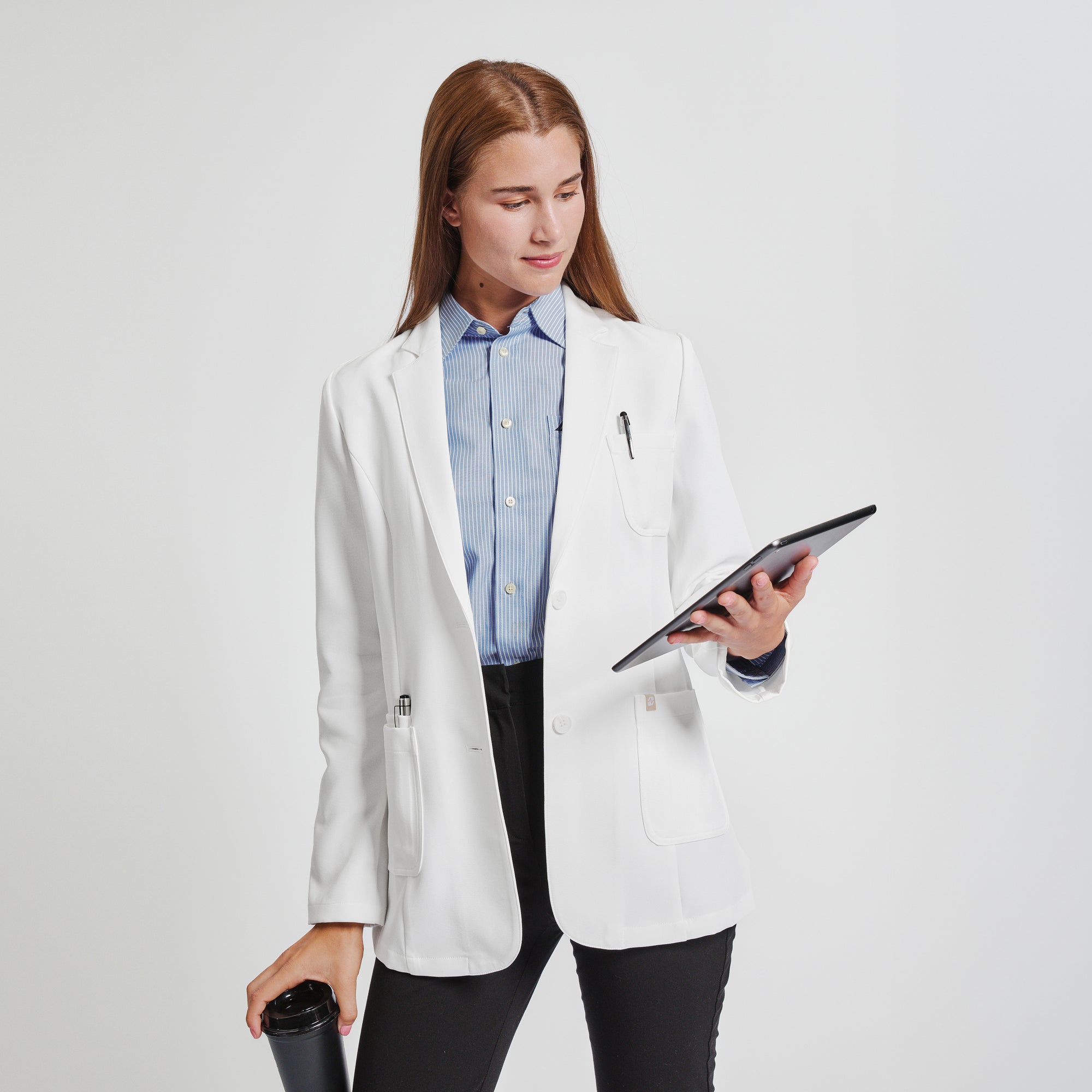 Zenir | Structured Nuevo Short Lab Coat LCW-202 - Ivory White
