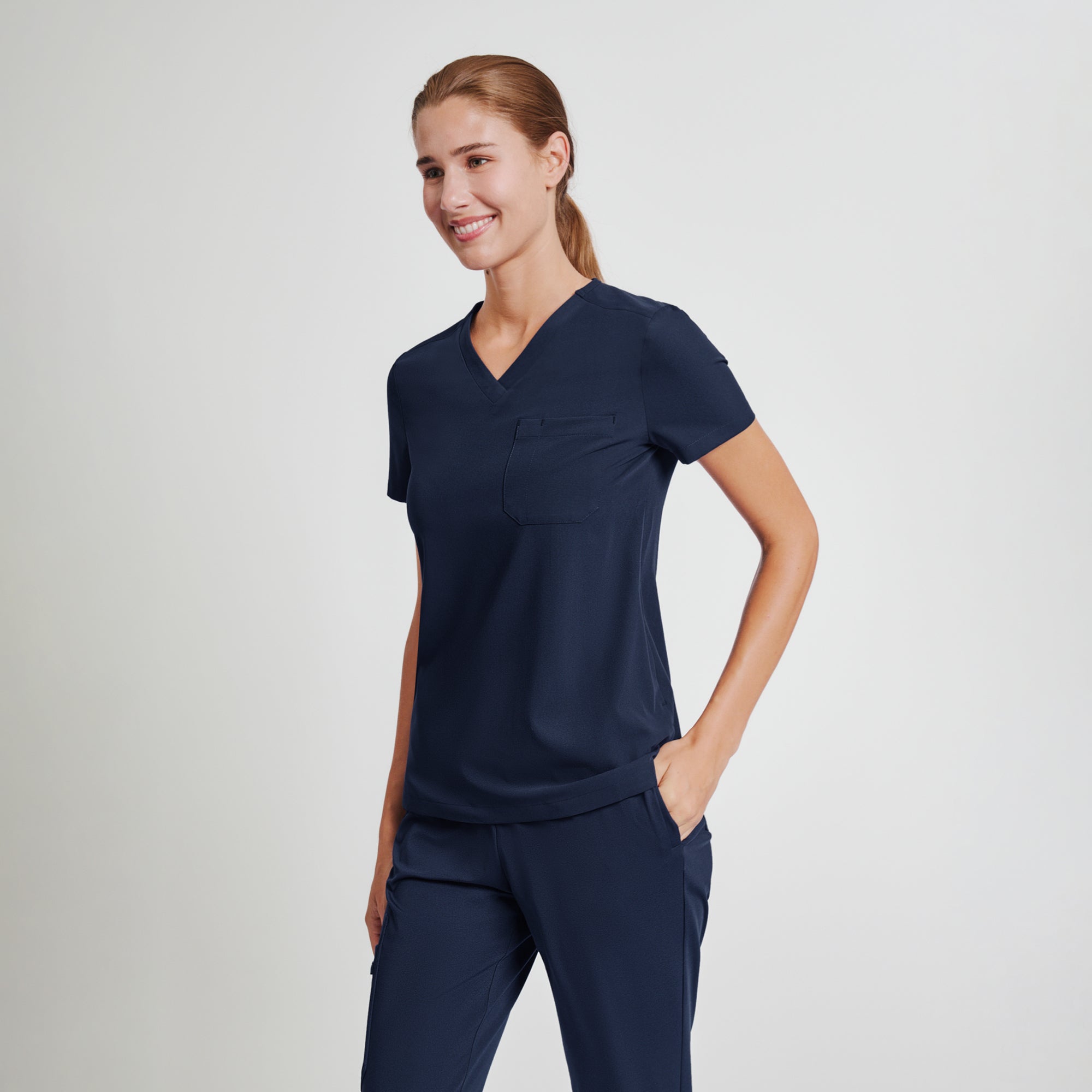 Zenir | Women's Core 3 Pocket Scrub Top - Navy