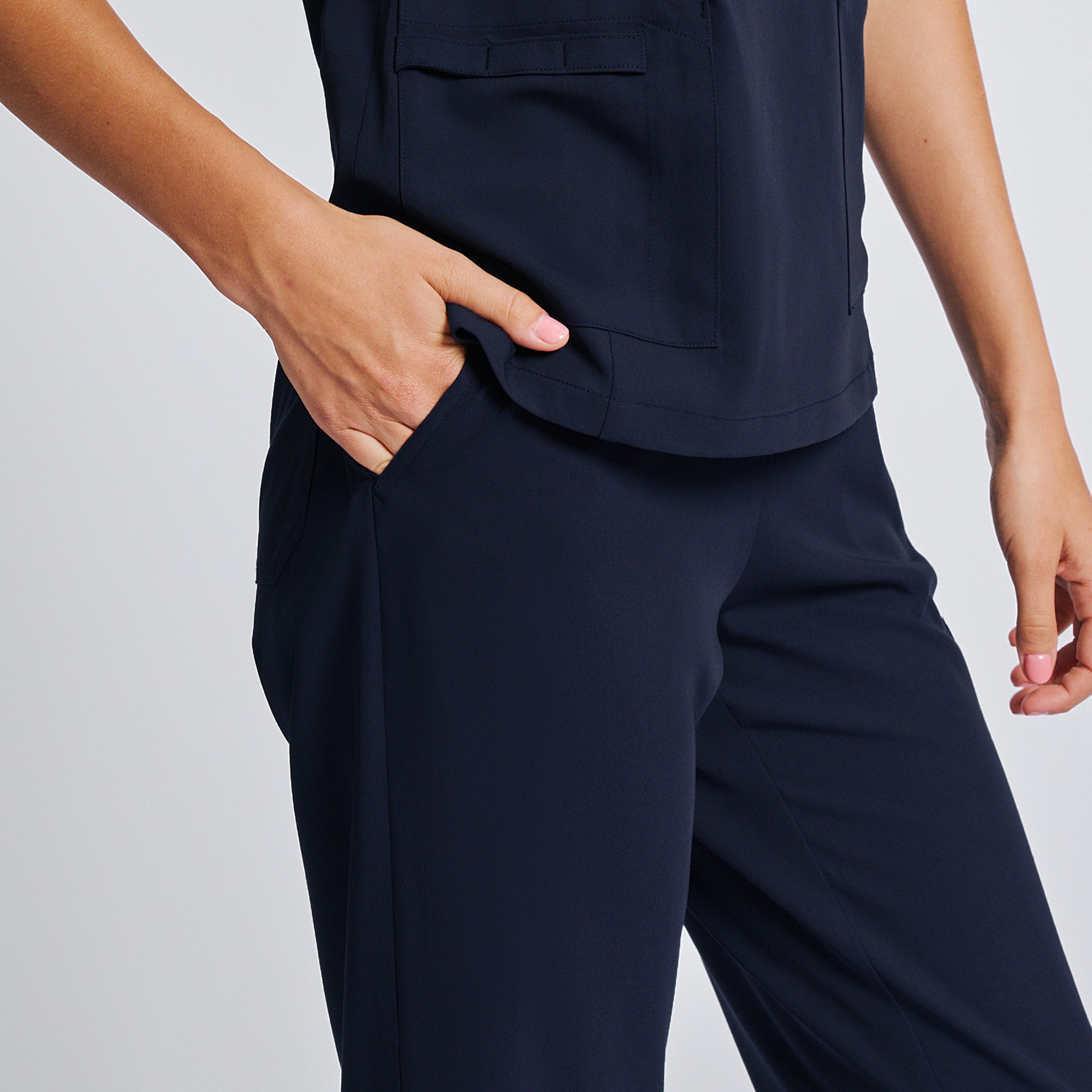 Zenir | Women's Signature Straight Scrub Pants - Navy