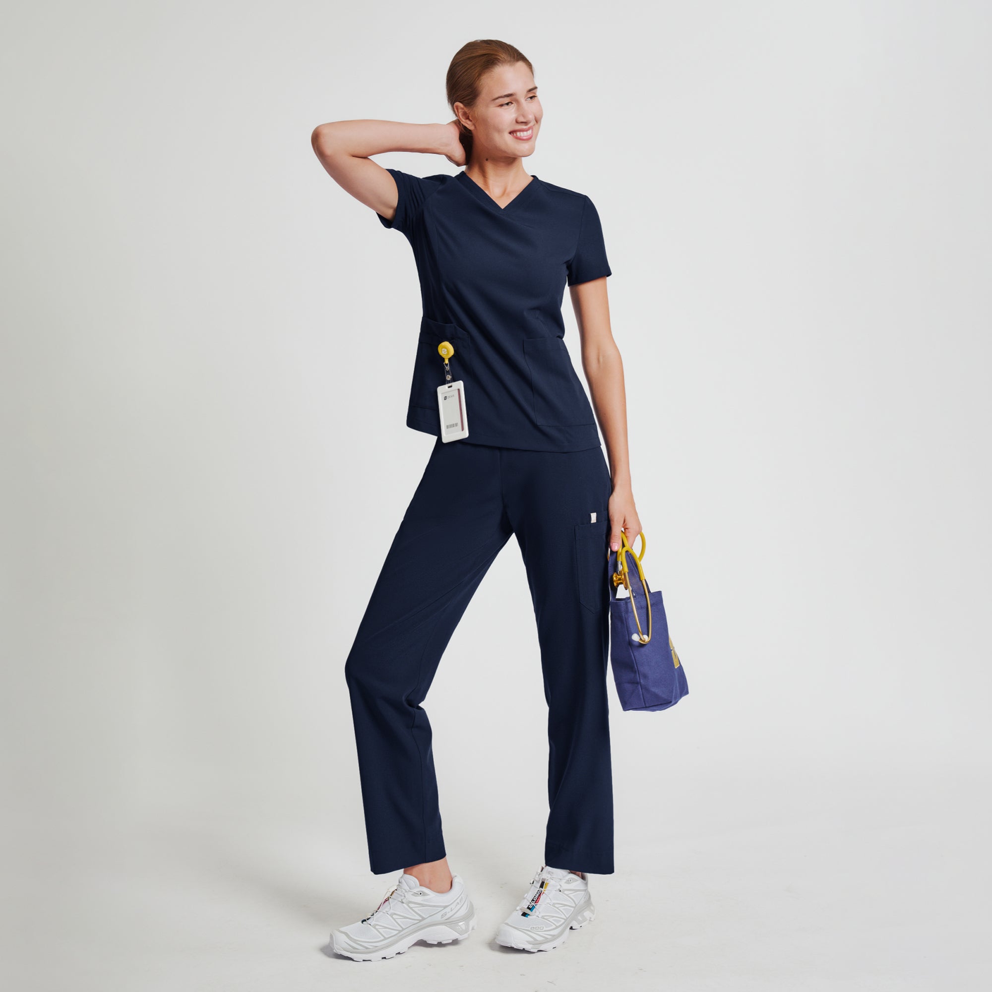 Zenir | Women's Signature Straight Scrub Pants - Navy