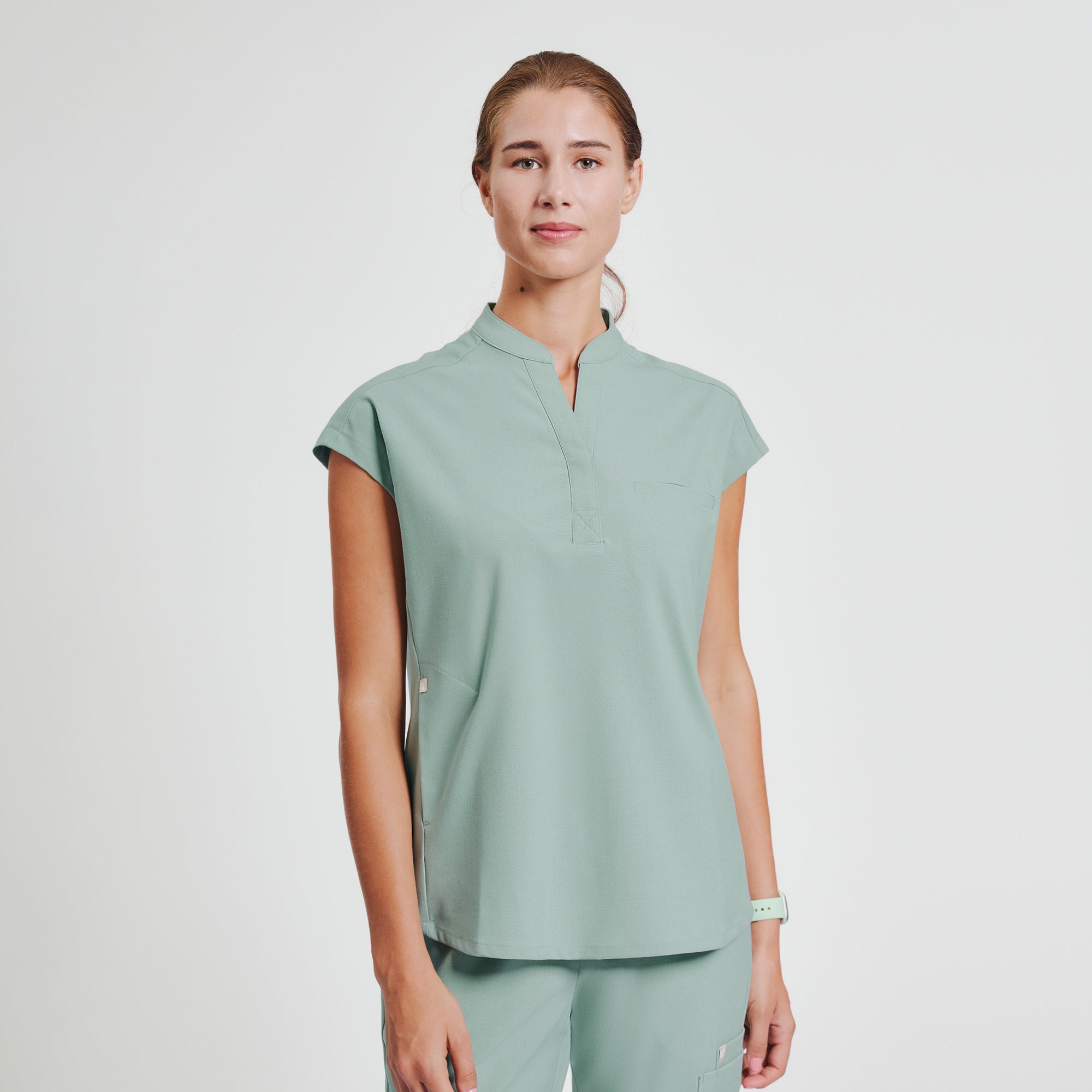 Zenir | Women's Mandarin Collar Scrub Top - Sage Green