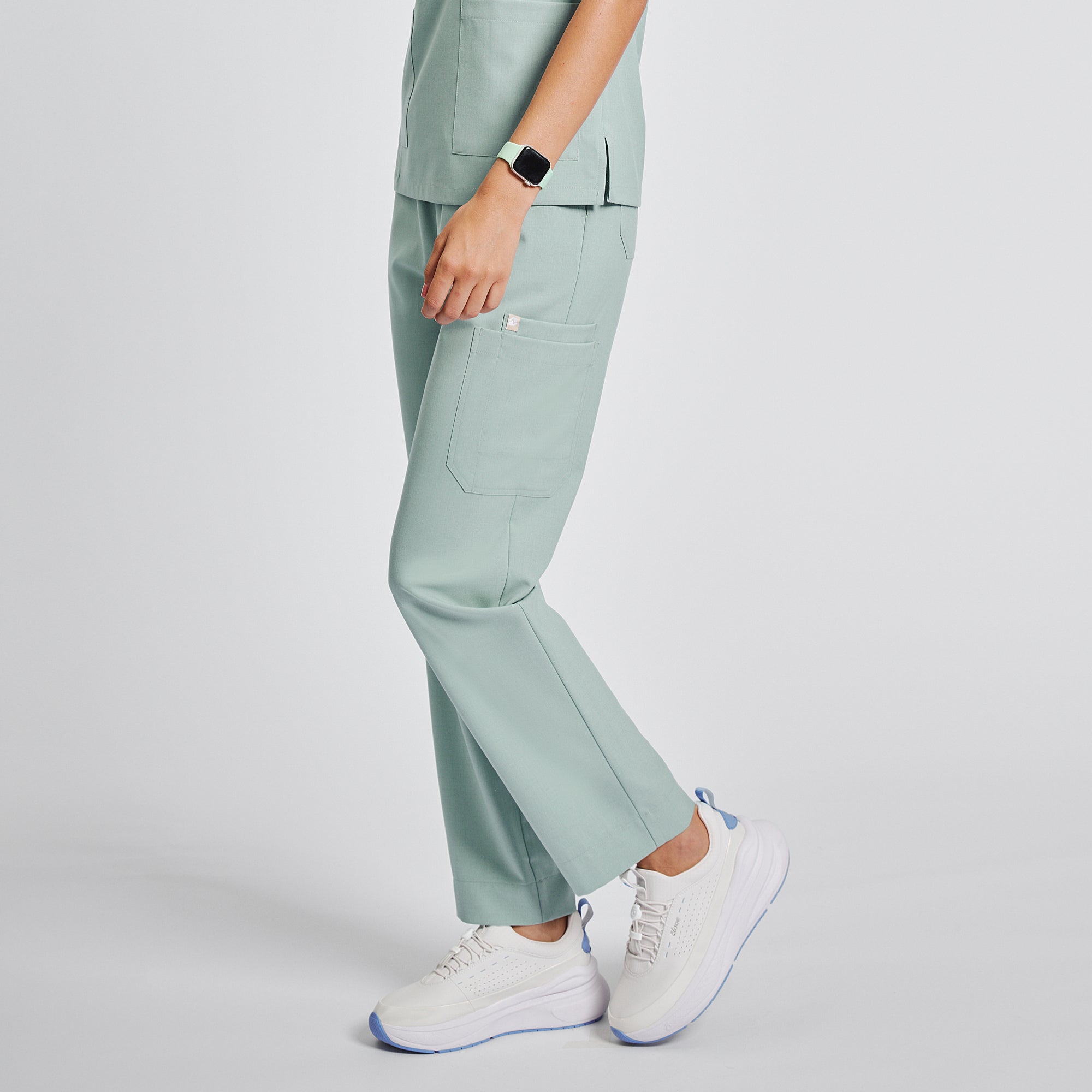Zenir | Women's Signature Straight Scrub Pants - Sage Green